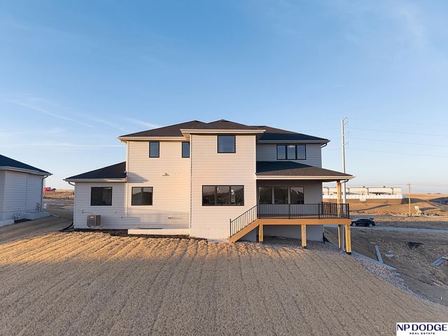 20131 R Street, Omaha, NE 68135