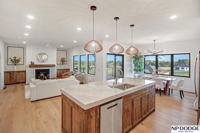 20131 R Street, Omaha, NE 68135