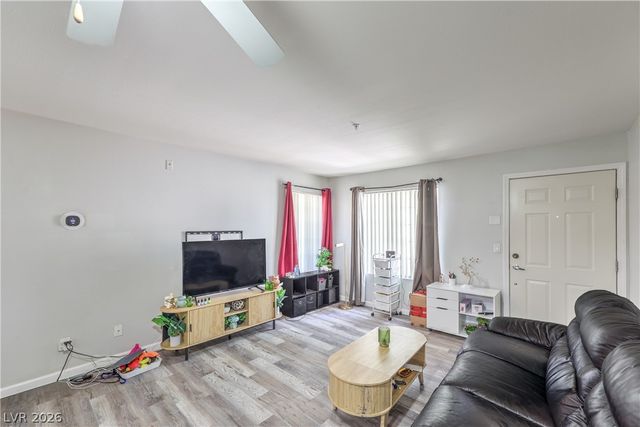 2101 Blue Breeze Drive 107, Las Vegas, NV 89128