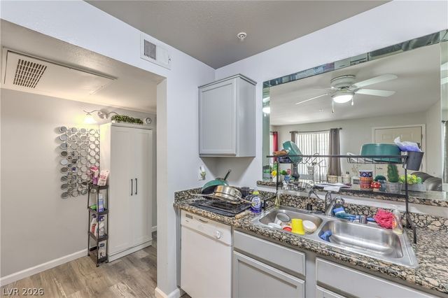 2101 Blue Breeze Drive 107, Las Vegas, NV 89128