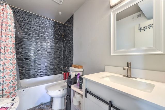 2101 Blue Breeze Drive 107, Las Vegas, NV 89128