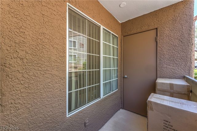 2101 Blue Breeze Drive 107, Las Vegas, NV 89128