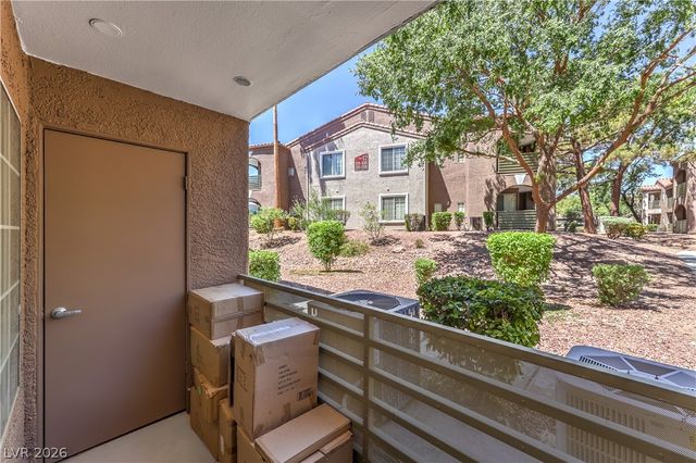 2101 Blue Breeze Drive 107, Las Vegas, NV 89128