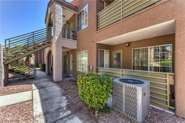 2101 Blue Breeze Drive 107, Las Vegas, NV 89128