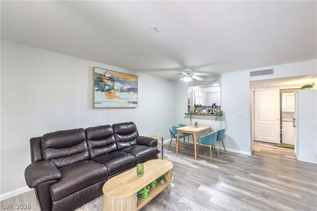 2101 Blue Breeze Drive 107, Las Vegas, NV 89128