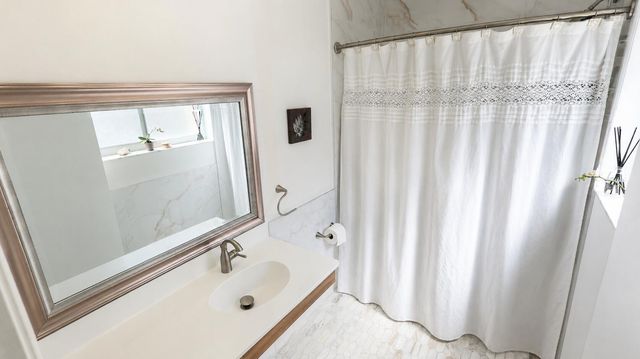 2220 Soundings Court, Greenacres, FL 33413