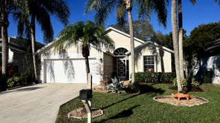 2220 Soundings Court, Greenacres, FL 33413