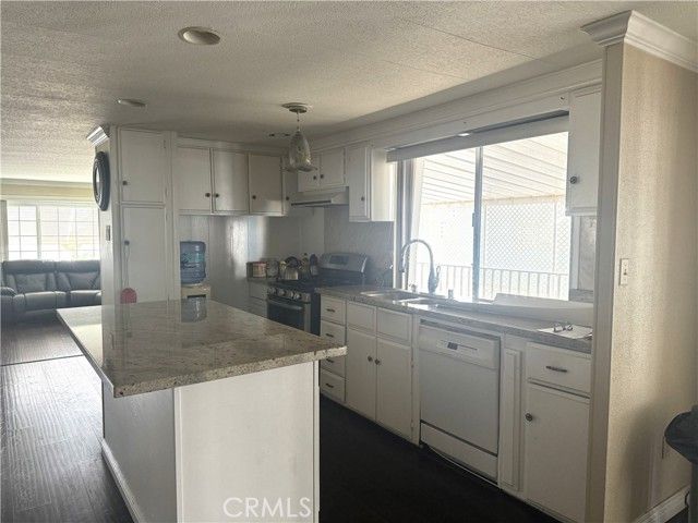 11250 Beach Boulevard 83, Stanton, CA 90680