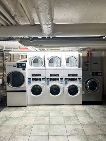 68-36 Burns D3, Forest Hills, NY 11375