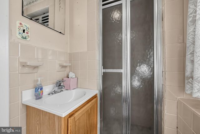 327 TAVISTOCK BLVD, Haddonfield, NJ 08033