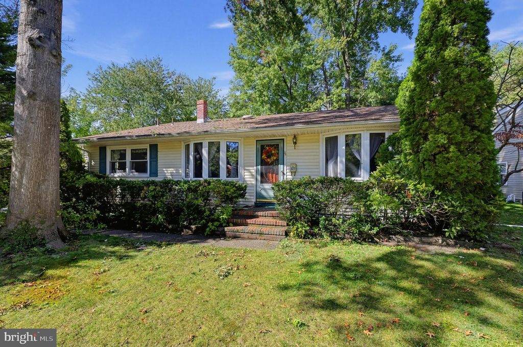 327 TAVISTOCK BLVD, HADDONFIELD, NJ 08033 — exterior