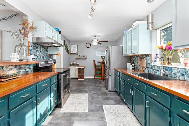 1007 N Pine Street, Woodville, TX 75979