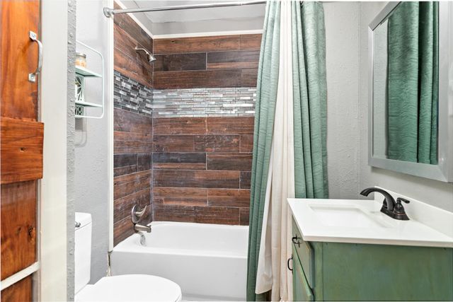 1007 N Pine Street, Woodville, TX 75979