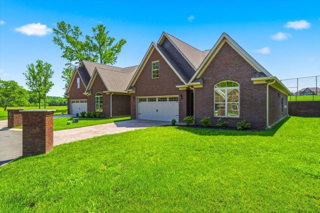 224 Lake View Point, Englewood, TN 37329