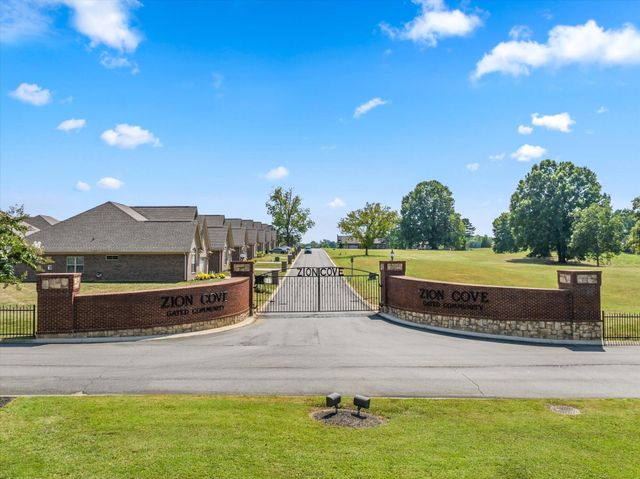 224 Lake View Point, Englewood, TN 37329