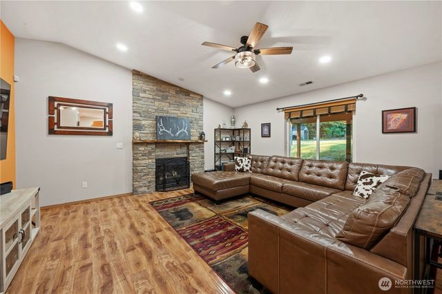 7615 Mero Road, Snohomish, WA 98290