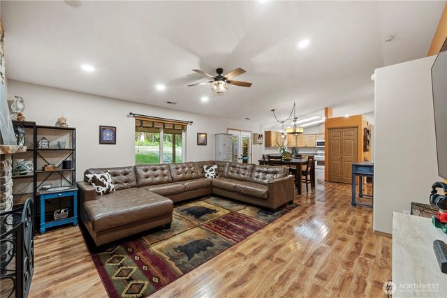 7615 Mero Road, Snohomish, WA 98290