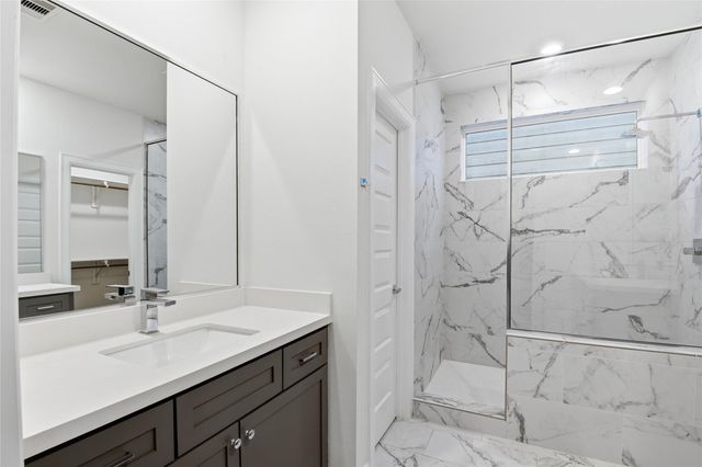 2733 Eado Edge Court, Houston, TX 77020