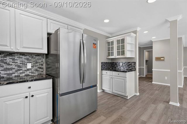 48802 Crescent Drive, Macomb, MI 48044