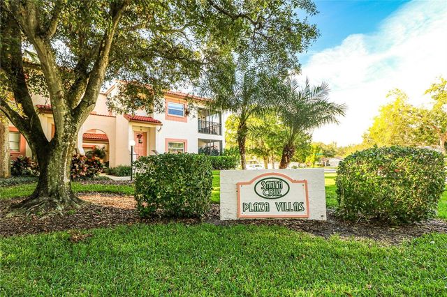 500 SANTA CRUZ PLACE NE F, St Petersburg, FL 33703