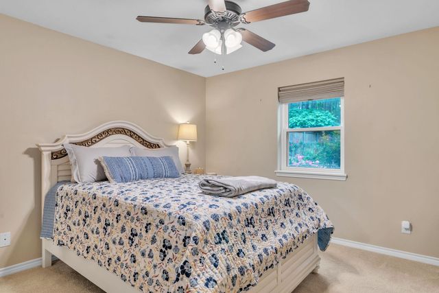 508 Plantation Ln, Marshall, TX 75672