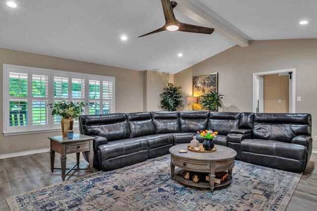 508 Plantation Ln, Marshall, TX 75672