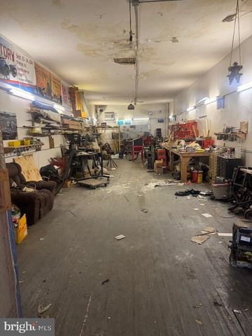 3013 FRANKFORD AVE, Philadelphia, PA 19134