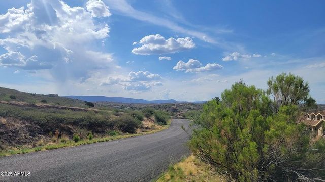 12331 S CABALLO Terrace 314, Mayer, AZ 86333