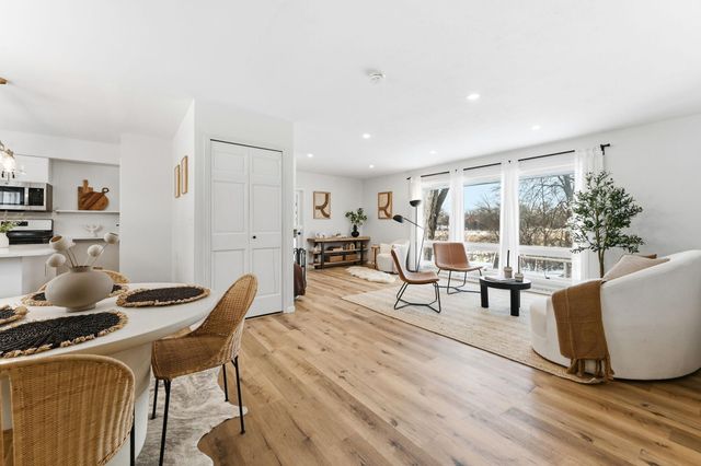 11216 Minnetonka Boulevard, Minnetonka, MN 55305