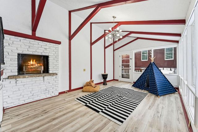 11216 Minnetonka Boulevard, Minnetonka, MN 55305