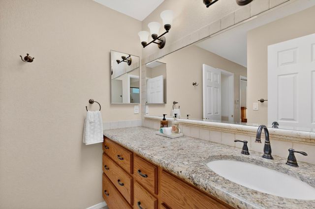 5100 Cordoniz Street NW, Albuquerque, NM 87120