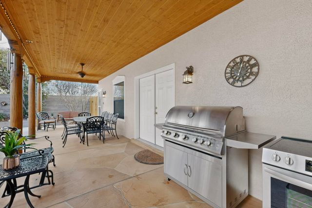 5100 Cordoniz Street NW, Albuquerque, NM 87120