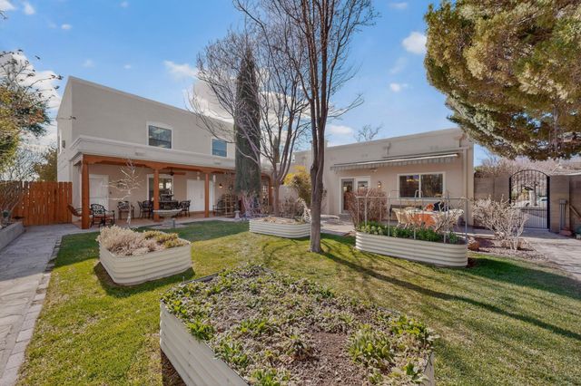 5100 Cordoniz Street NW, Albuquerque, NM 87120