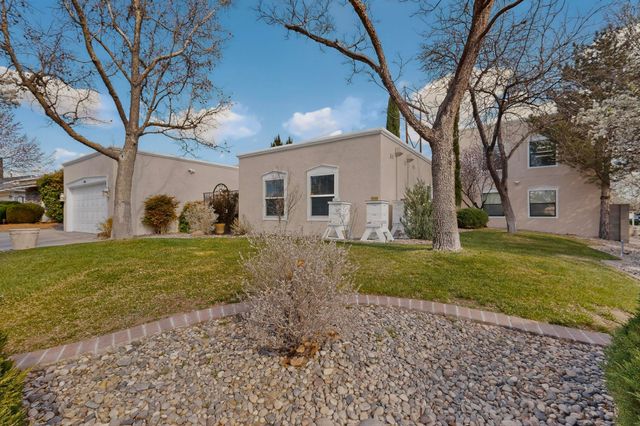 5100 Cordoniz Street NW, Albuquerque, NM 87120