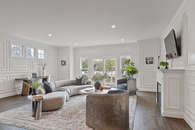 206 W Main St 8, Georgetown, MA 01833