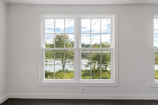 206 W Main St 8, Georgetown, MA 01833
