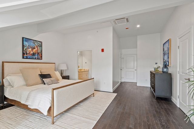 206 W Main St 8, Georgetown, MA 01833