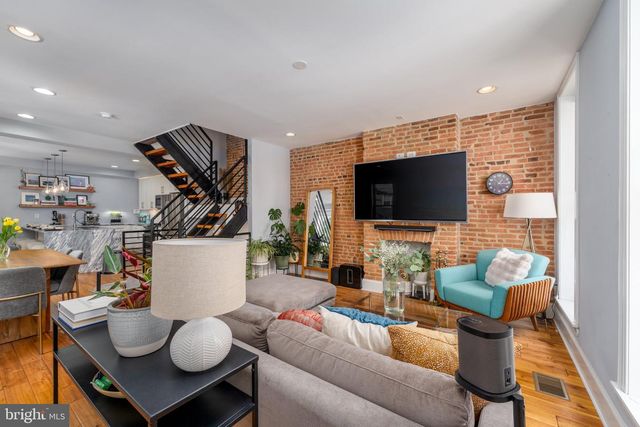 17 E OSTEND ST, Baltimore, MD 21230