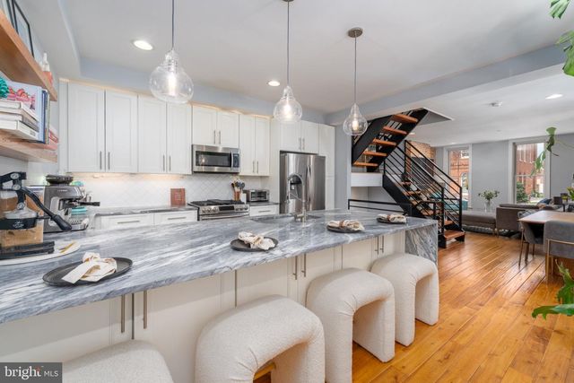 17 E OSTEND ST, Baltimore, MD 21230