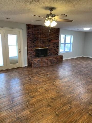 4006 Watkins Avenue, Springdale, AR 72762