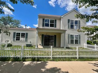 889 Symphony Drive, Aurora, IL 60504