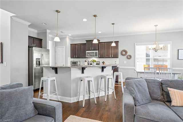 6291 Armsburg Road, Clemmons, NC 27012