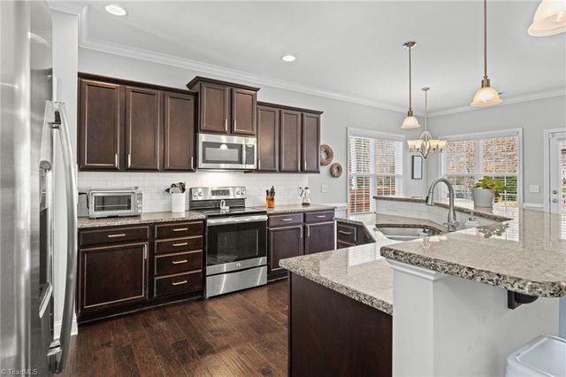 6291 Armsburg Road, Clemmons, NC 27012