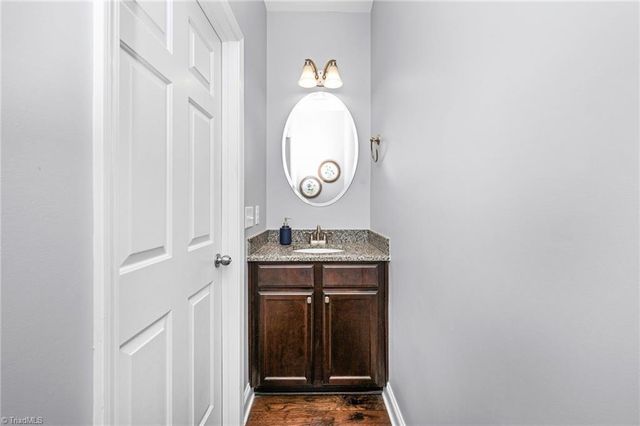 6291 Armsburg Road, Clemmons, NC 27012