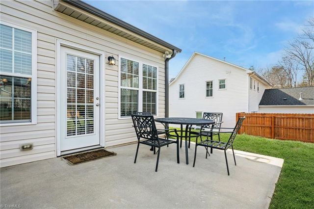 6291 Armsburg Road, Clemmons, NC 27012