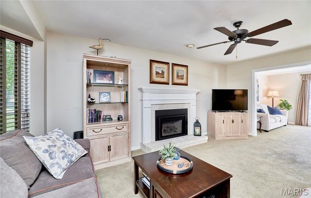5173 Kings Park Drive, St Louis, MO 63129