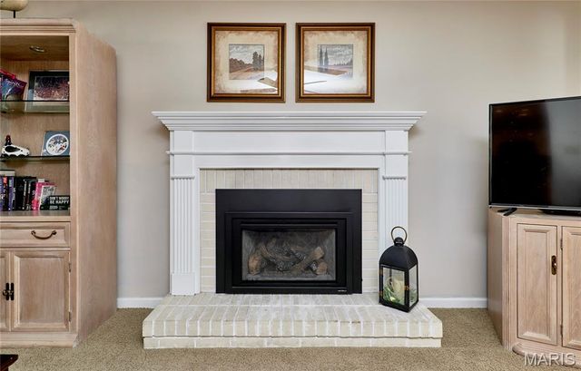 5173 Kings Park Drive, St Louis, MO 63129
