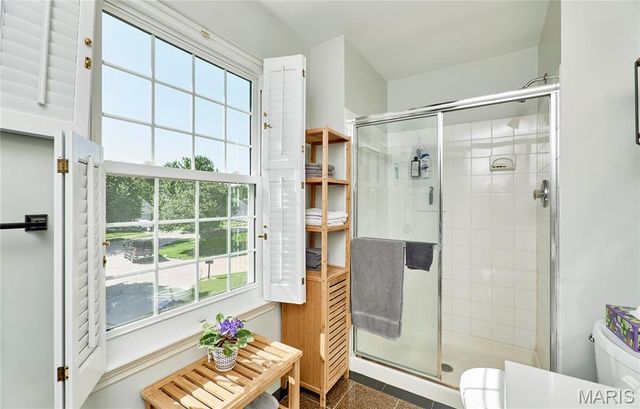 5173 Kings Park Drive, St Louis, MO 63129