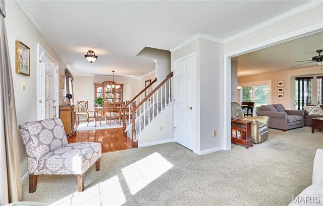 5173 Kings Park Drive, St Louis, MO 63129