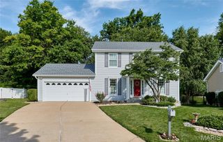 5173 Kings Park Drive, St Louis, MO 63129